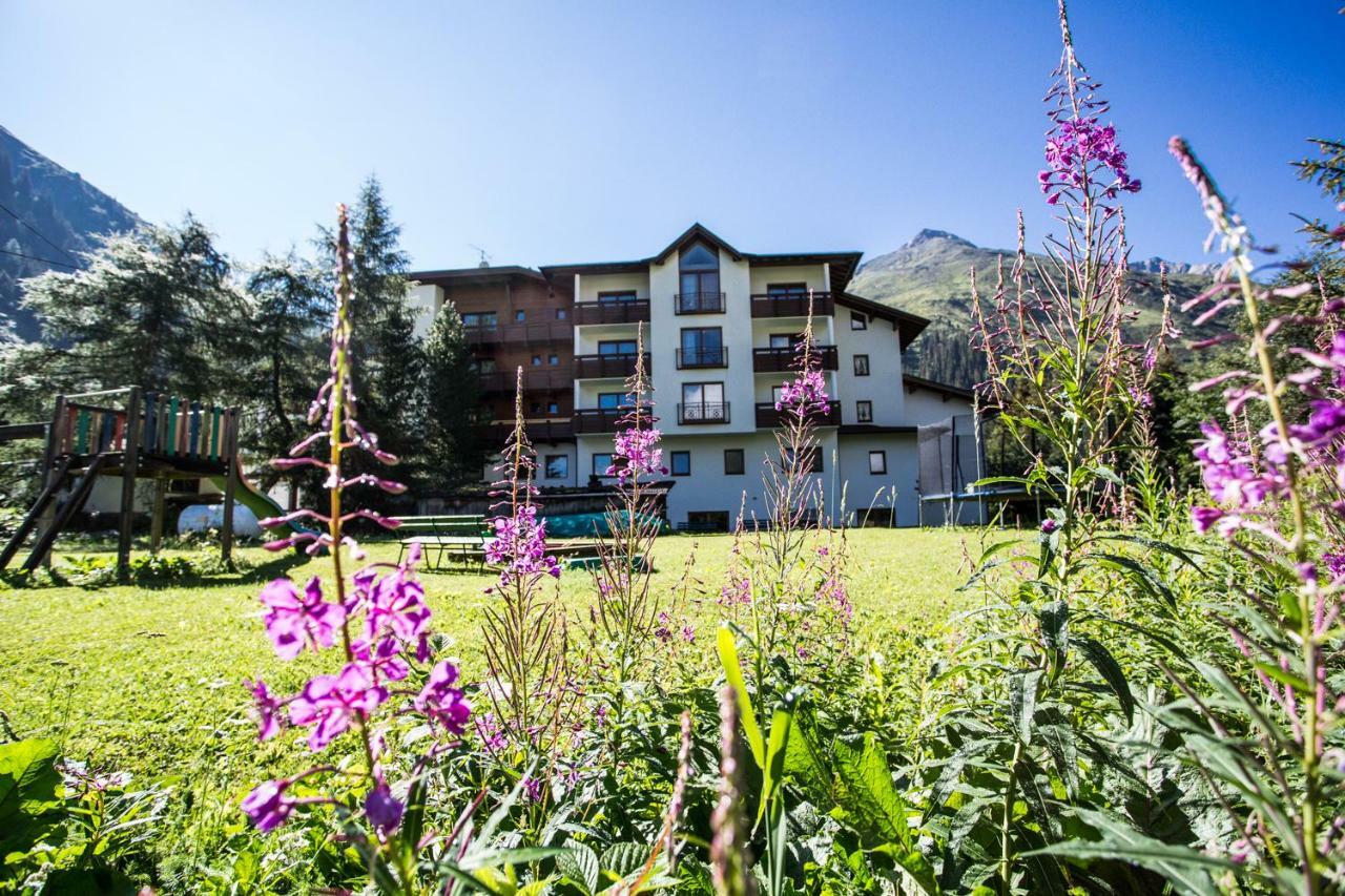 Hotel Gletscherblick Sankt Leonhard im Pitztal Ngoại thất bức ảnh