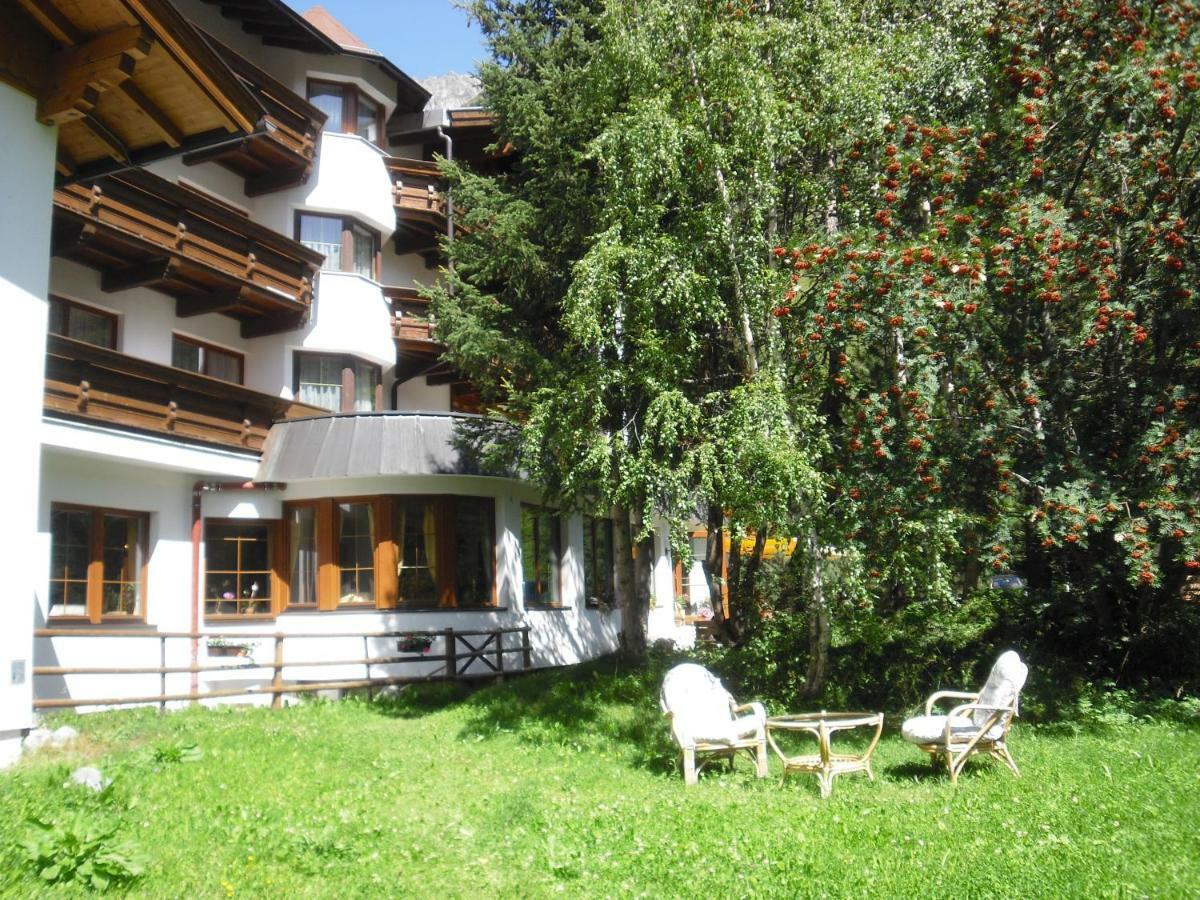 Hotel Gletscherblick Sankt Leonhard im Pitztal Ngoại thất bức ảnh