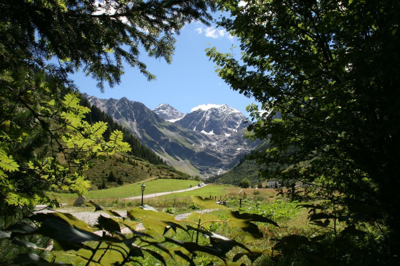 Hotel Gletscherblick Sankt Leonhard im Pitztal Ngoại thất bức ảnh